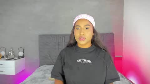 Selena online show from 08-01-26, 05:07