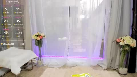 Selena online show from 02-06-26, 07:56