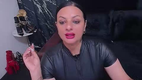 Snapshot of selena_vixen chatting on 06-22-26, 04:31 Selene online show from 06-22-26, 04:31