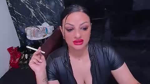 Snapshot of selena_vixen chatting on 07-14-26, 04:28 Selene online show from 07-14-26, 04:28