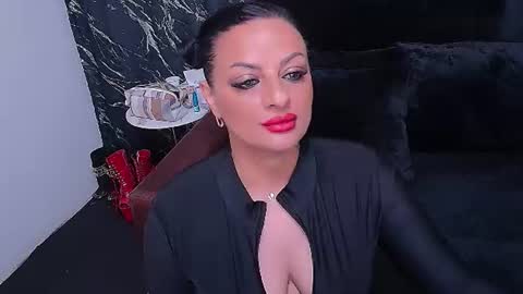 Snapshot of selena_vixen chatting on 07-28-26, 04:52 Selene online show from 07-28-26, 04:52