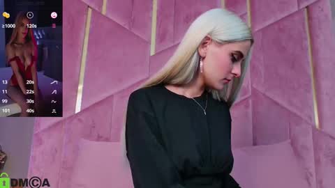 Selena online show from 09-28-25, 03:45