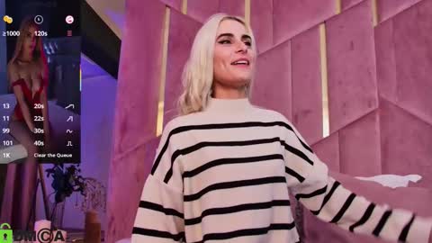 Selena online show from 11-19-25, 05:07