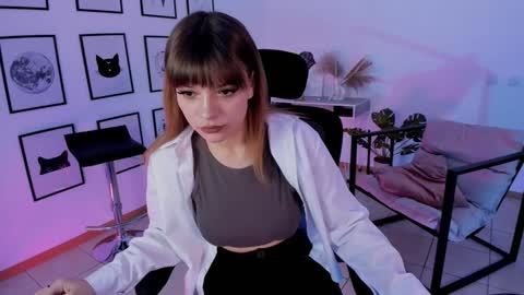 Selena ntmy online show from 12-22-24, 10:28