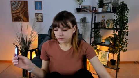 Selena ntmy online show from 01-03-25, 01:36