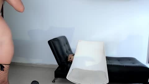 Snapshot of selene_king22 chatting on 12-26-24, 09:04 Alejandra  online show from 12-26-24, 09:04