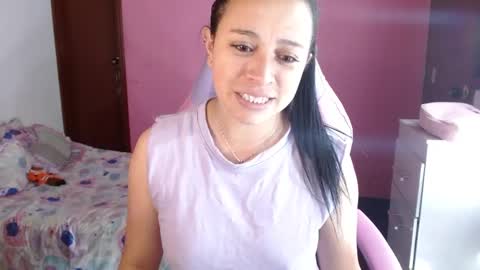 Snapshot of selene_mixx chatting on 03-12-25, 10:39 selene_mixx online show from 03-12-25, 10:39