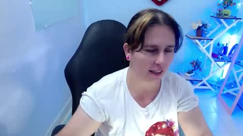 selene online show from 02-28-26, 03:13