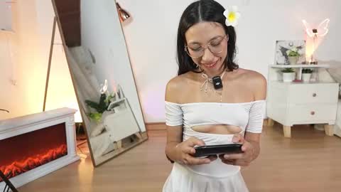 Snapshot of selene_starkk chatting on 02-03-26, 02:21 Sel Your Little butterfly online show from 02-03-26, 02:21