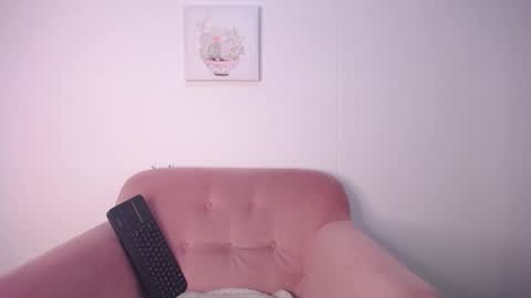 Snapshot of selene_swee chatting on 05-26-26, 08:38 selene_swee online show from 05-26-26, 08:38