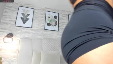 Selene online show from 01-23-25, 06:56