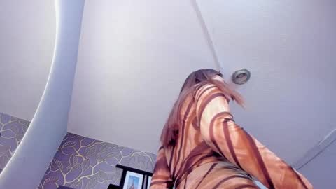 Selene online show from 03-12-25, 02:52