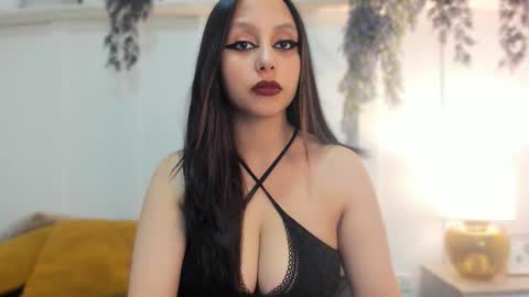 Selene  online show from 12-18-25, 03:12