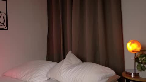 Selene Nova online show from 01-14-26, 10:58