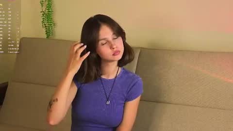 Snapshot of seleneriddle chatting on 07-28-26, 11:50 May online show from 07-28-26, 11:50