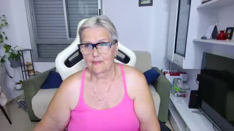 Selenna online show from 05-12-26, 05:54
