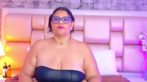 Selenna Cooper online show from 03-12-26, 11:49