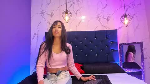 Snapshot of seleny_fitness1 chatting on 01-09-26, 11:24 seleny_fitness1 online show from 01-09-26, 11:24