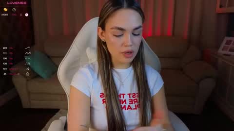 Snapshot of selfish_ashley chatting on 02-22-25, 02:19 Eve online show from 02-22-25, 02:19