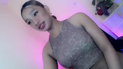 Snapshot of selfsuckercum69 chatting on 06-17-26, 11:01 Jessy online show from 06-17-26, 11:01