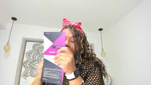 Snapshot of selket_ chatting on 02-03-25, 10:47 Selket online show from 02-03-25, 10:47