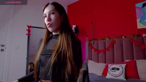 Nicole online show from 02-12-25, 01:52