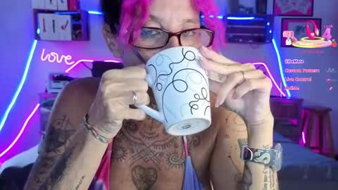 Selvaggia Del Caribe online show from 05-25-26, 06:47