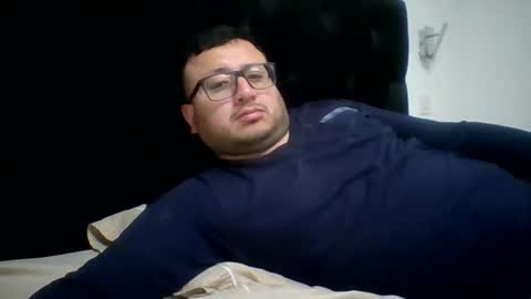 sementalpajero online show from 11-22-25, 06:12