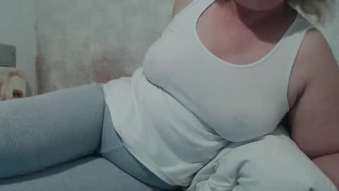 Lenna online show from 04-05-26, 04:42