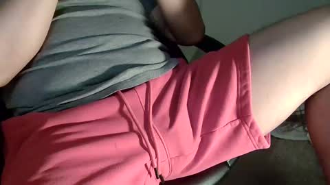 Snapshot of senorgrower chatting on 12-05-24, 06:10 Mr. Watch Me Grow online show from 12-05-24, 06:10