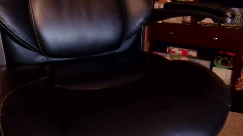 Snapshot of senorgrower chatting on 10-01-25, 06:08 Mr. Watch Me Grow online show from 10-01-25, 06:08