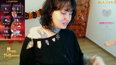senorita_dakota online show from 10-17-25, 10:01
