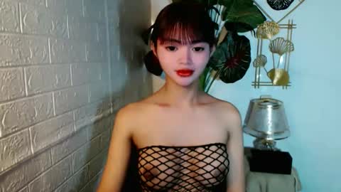 sensational_yeng online show from 05-31-26, 05:53