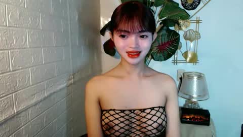 sensational_yeng online show from 06-07-26, 04:33