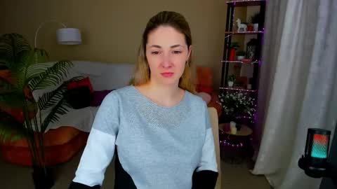 sensitiveheartt online show from 03-12-26, 07:20