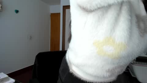 Samantha -  online show from 04-08-26, 05:46