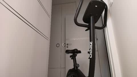 Jasmine online show from 04-14-26, 03:29