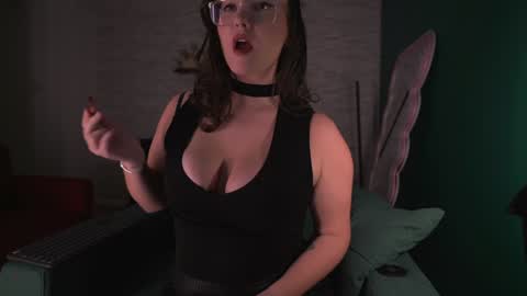 Snapshot of sensual_jassmine chatting on 01-02-25, 06:12 Jasmine online show from 01-02-25, 06:12