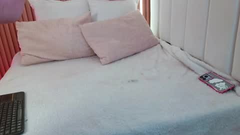 Sensual Kim77 online show from 03-24-26, 12:43