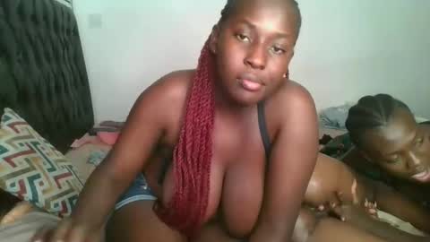 Snapshot of sensual_ria chatting on 04-24-26, 12:46 sensual_ria online show from 04-24-26, 12:46