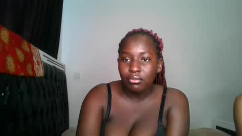 Snapshot of sensual_ria chatting on 06-07-26, 07:12 sensual_ria online show from 06-07-26, 07:12