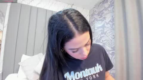 Sophie     online show from 04-14-26, 10:21