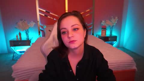 Snapshot of sensualalicee chatting on 10-23-25, 02:38 sensualalicee online show from 10-23-25, 02:38