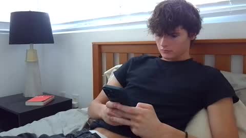 Cam online show from 02-05-25, 08:57