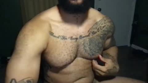 Snapshot of sensualbates chatting on 11-06-25, 09:10 SensualBates online show from 11-06-25, 09:10