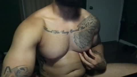 Snapshot of sensualbates chatting on 11-13-25, 12:53 SensualBates online show from 11-13-25, 12:53