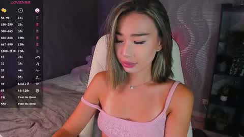 Kiki online show from 06-18-26, 03:38