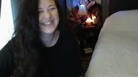 Tara online show from 02-21-25, 01:33