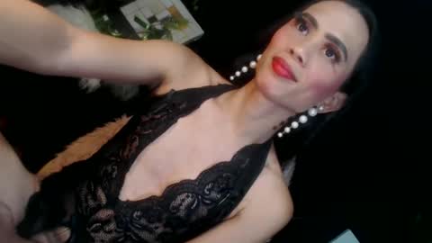 senyora_evangelista online show from 04-14-26, 06:30