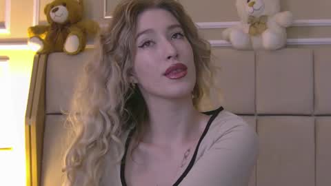 Snapshot of serena_bennet chatting on 06-09-26, 08:37 Serena online show from 06-09-26, 08:37